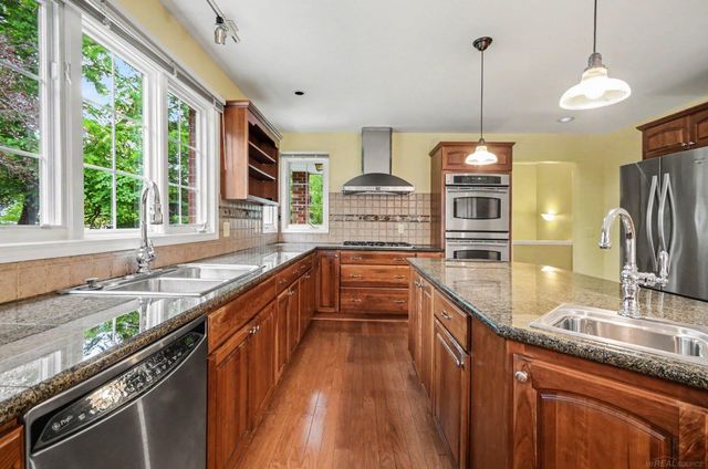 130 S Wilson Boulevard, Mt Clemens, MI 48043