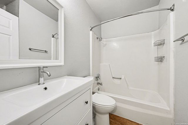 6034 Castle Hunt, San Antonio, TX 78218