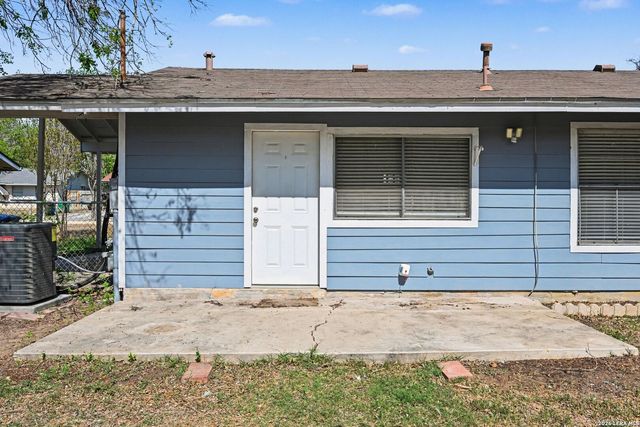 6034 Castle Hunt, San Antonio, TX 78218