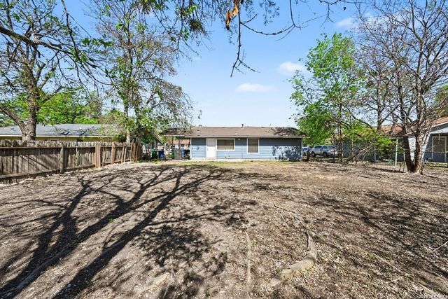 6034 Castle Hunt, San Antonio, TX 78218