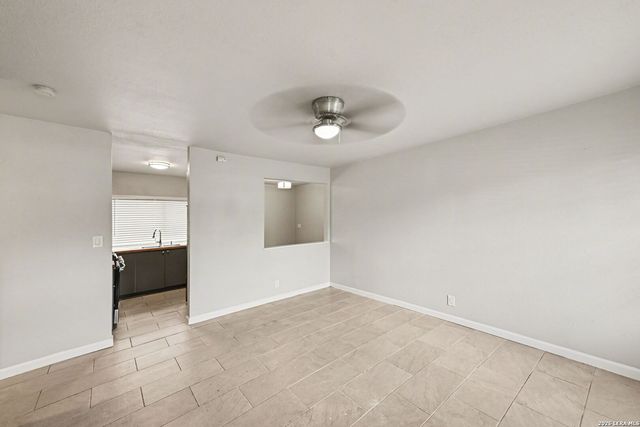 6034 Castle Hunt, San Antonio, TX 78218