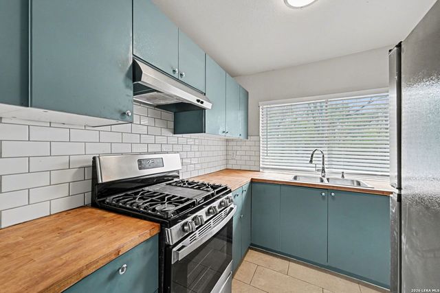 6034 Castle Hunt, San Antonio, TX 78218