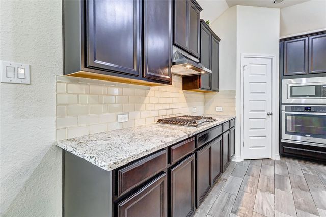 7731 Deep Green Drive, Rosenberg, TX 77469