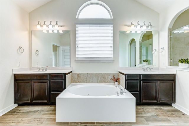 7731 Deep Green Drive, Rosenberg, TX 77469