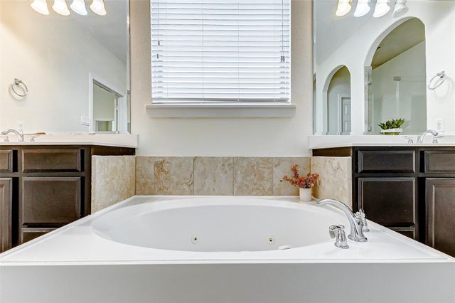 7731 Deep Green Drive, Rosenberg, TX 77469