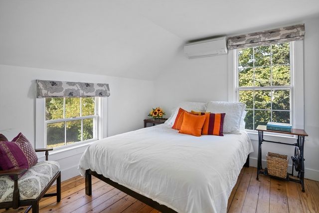 187 Lagoon Pond Road, Tisbury, MA 02575