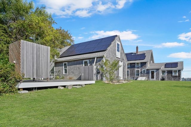 187 Lagoon Pond Road, Tisbury, MA 02575