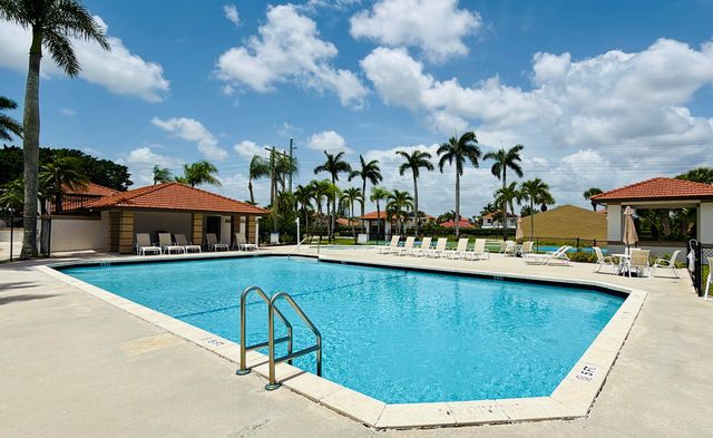 21440 Millbrook Court, Boca Raton, FL 33498