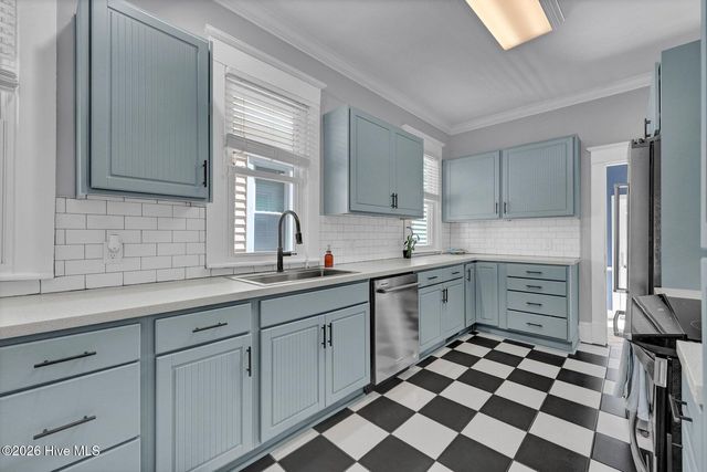13 S 10th Street, Wilmington, NC 28401