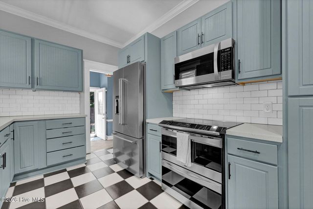 13 S 10th Street, Wilmington, NC 28401