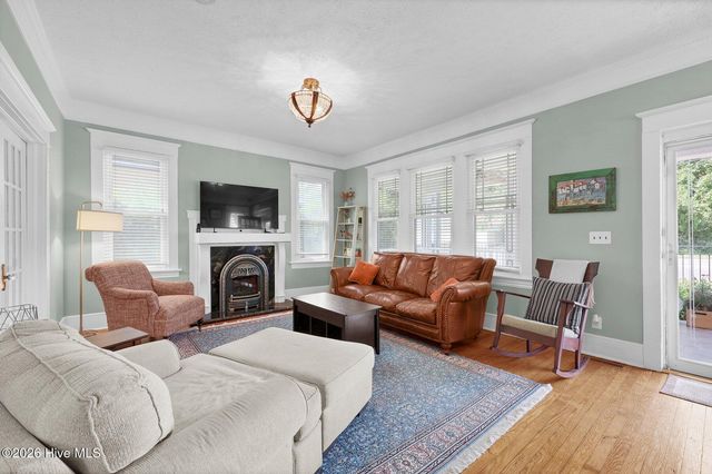 13 S 10th Street, Wilmington, NC 28401