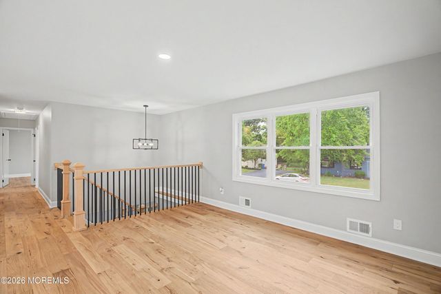 9 Campbell Drive, Eatontown, NJ 07724