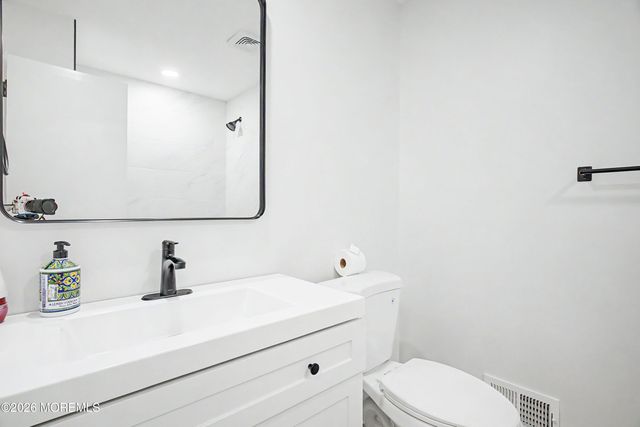 9 Campbell Drive, Eatontown, NJ 07724