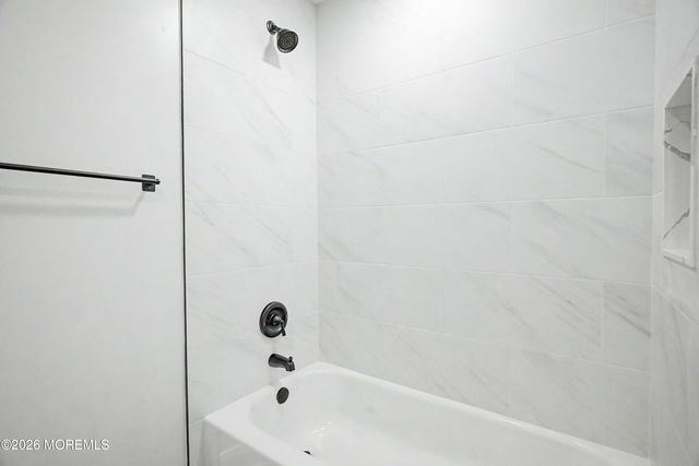 9 Campbell Drive, Eatontown, NJ 07724