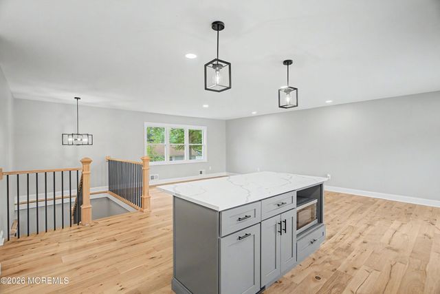9 Campbell Drive, Eatontown, NJ 07724