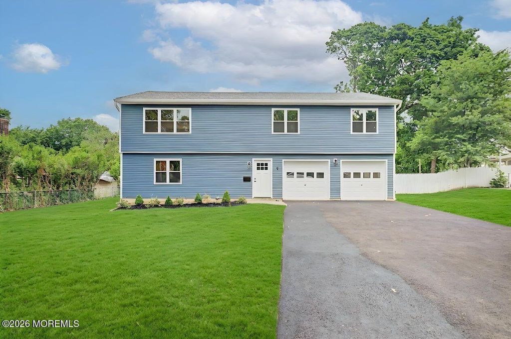 9 Campbell Drive, Eatontown, NJ 07724