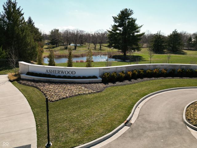 1470 Asherwood Lane, Carmel, IN 46032