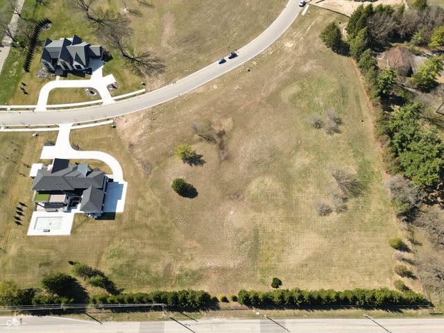 1470 Asherwood Lane, Carmel, IN 46032