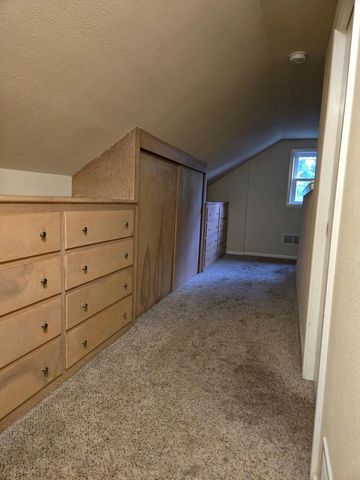 11904 W Oakwood DRIVE, Franklin, WI 53132