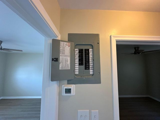 728 Ridge Road 31, Lantana, FL 33462