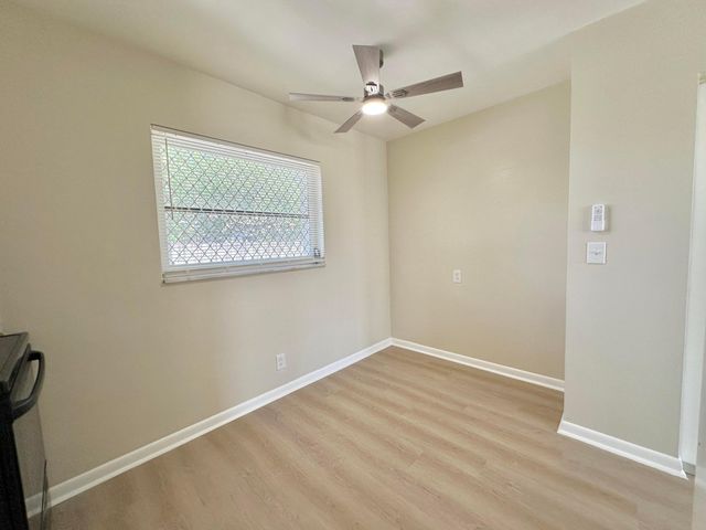 728 Ridge Road 31, Lantana, FL 33462