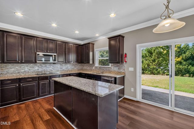 122 Windrush Lane, Durham, NC 27703