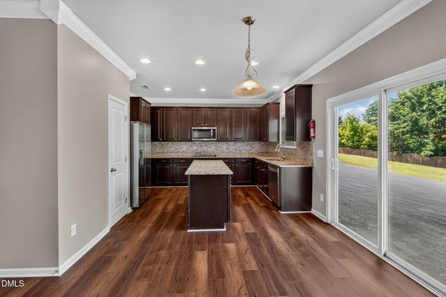 122 Windrush Lane, Durham, NC 27703