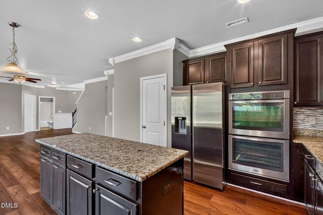 122 Windrush Lane, Durham, NC 27703