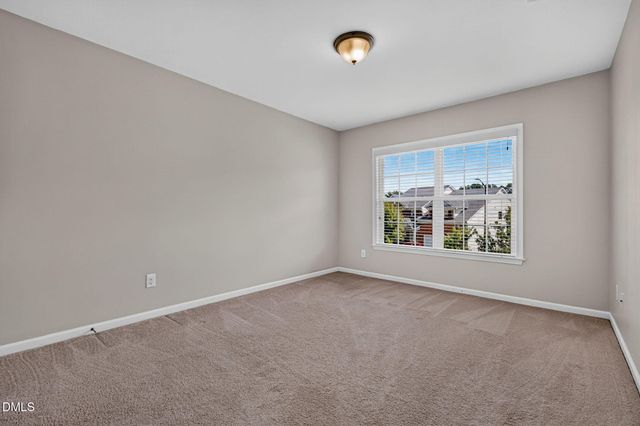 122 Windrush Lane, Durham, NC 27703