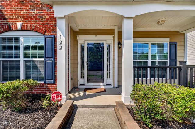 122 Windrush Lane, Durham, NC 27703