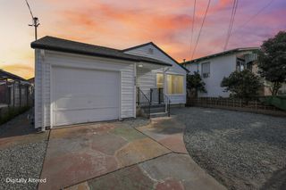 9638 E St, Oakland, CA 94603