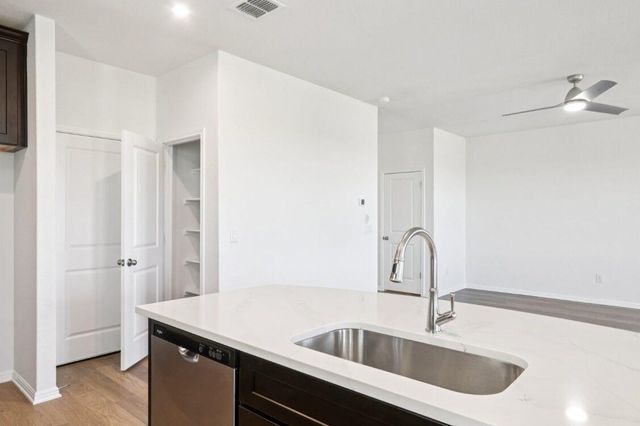 1506 Corsac WAY, Austin, TX 78758