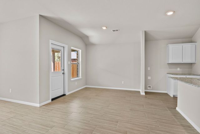 541 Marsh Street, Cleburne, TX 76033