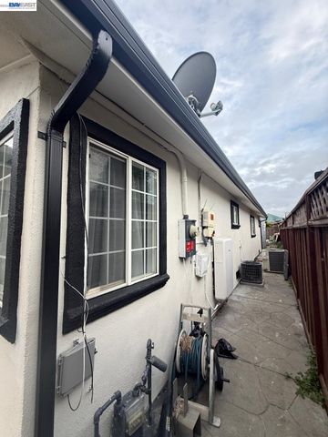 674 CLARA, Oakland, CA 94603