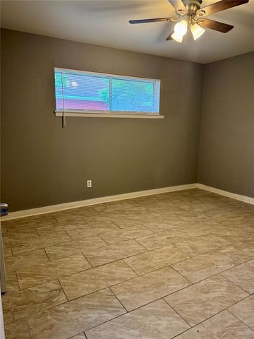 604 Wilson Road 8, Humble, TX 77338