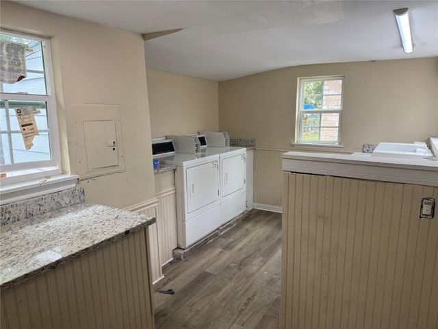 604 Wilson Road 8, Humble, TX 77338