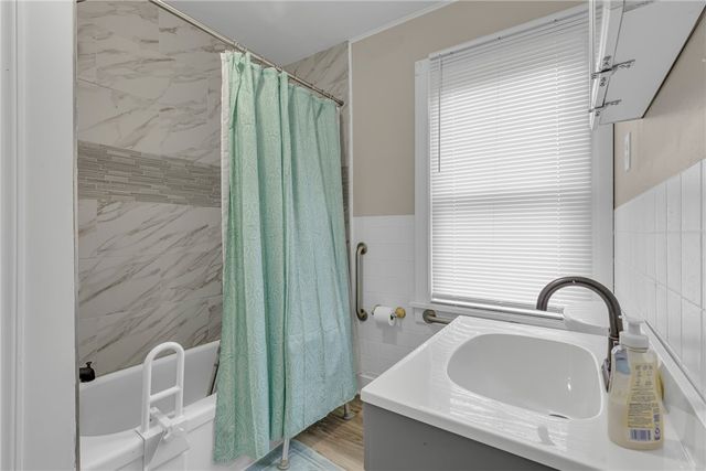 130 Mengel Ave, Center Twp, PA 15001