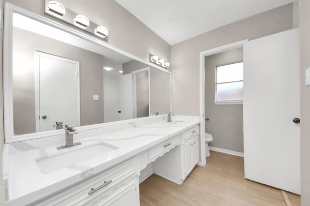 6222 Vicki John Dr Drive, Houston, TX 77096