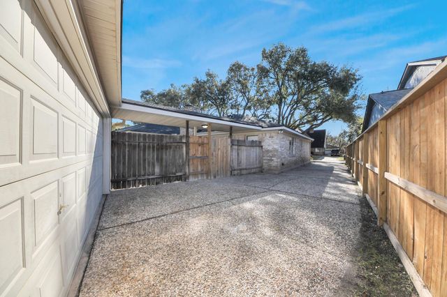 6222 Vicki John Dr Drive, Houston, TX 77096