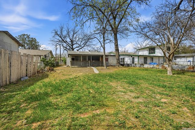 2002 Amerada, San Antonio, TX 78237