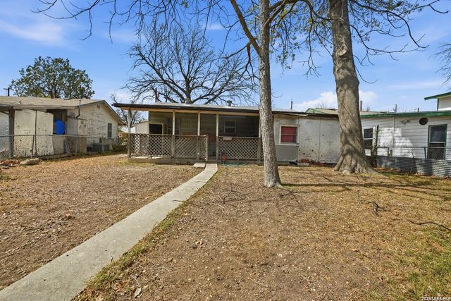 2002 Amerada, San Antonio, TX 78237