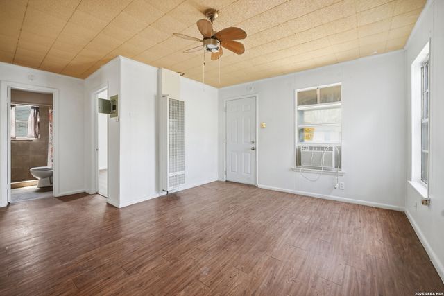 2002 Amerada, San Antonio, TX 78237