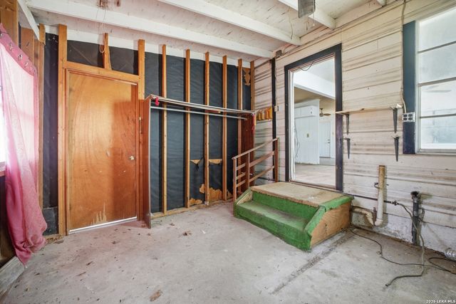 2002 Amerada, San Antonio, TX 78237