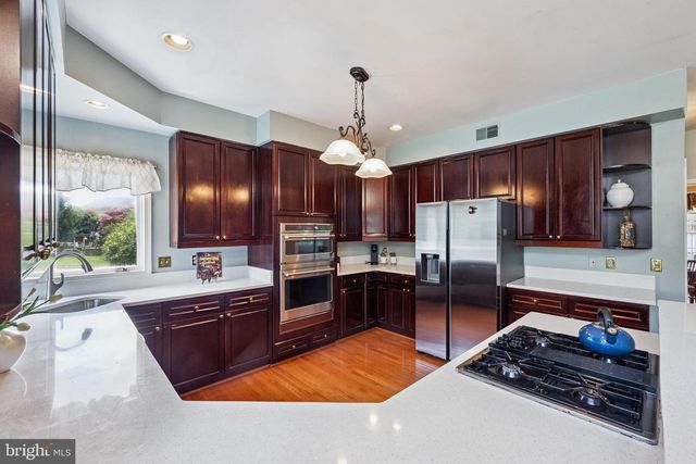 13898 OLD NURSERY CT, Chantilly, VA 20151
