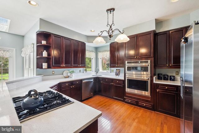 13898 OLD NURSERY CT, Chantilly, VA 20151