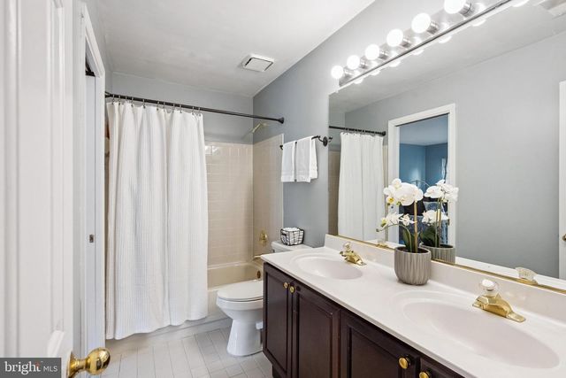 13898 OLD NURSERY CT, Chantilly, VA 20151