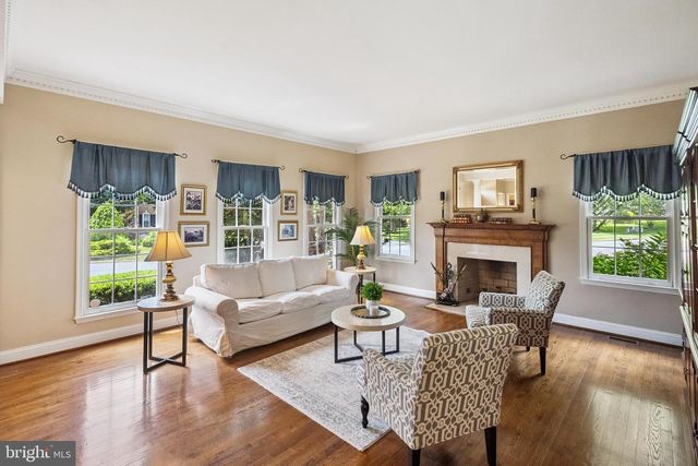 13898 OLD NURSERY CT, Chantilly, VA 20151