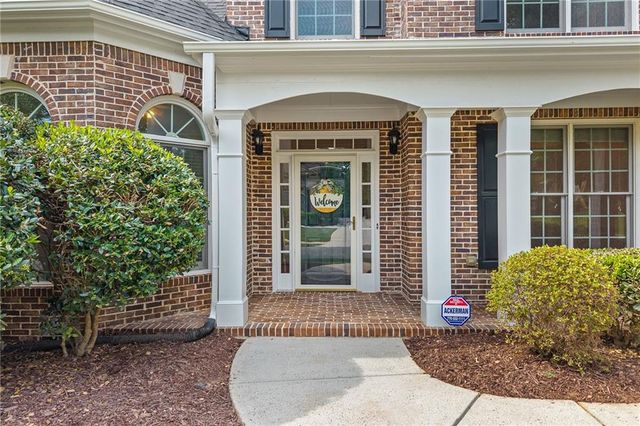 1747 Rosehedge Way NW, Kennesaw, GA 30152