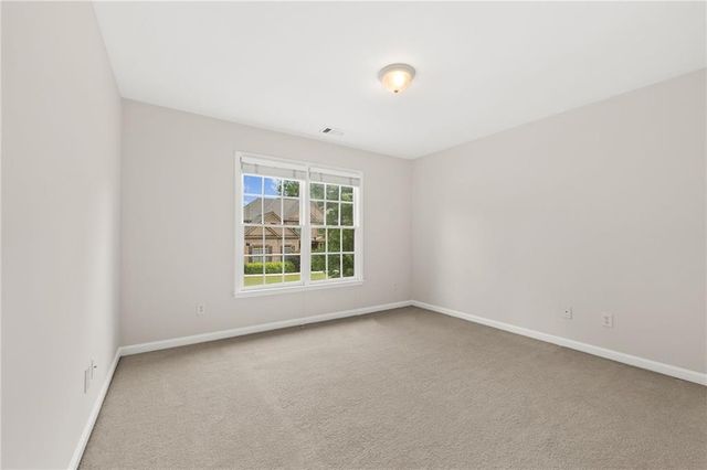 1747 Rosehedge Way NW, Kennesaw, GA 30152