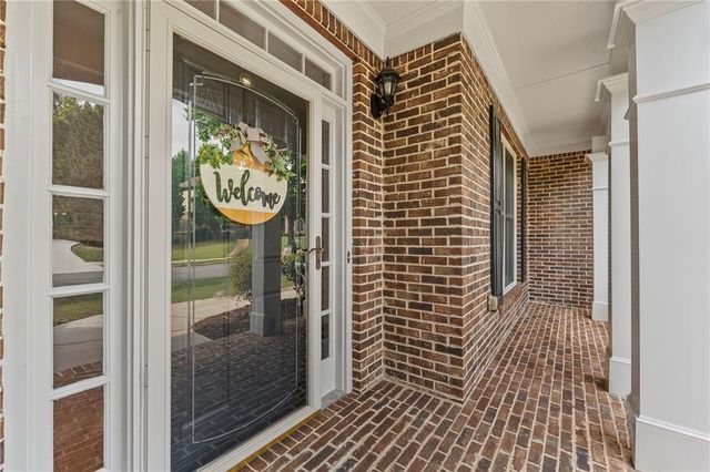 1747 Rosehedge Way NW, Kennesaw, GA 30152